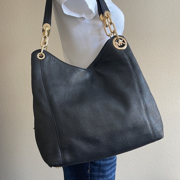 MICHAEL KORS Fulton Large Pebbled Leather Shoulder Bag - Picture 3 of 16